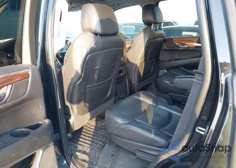 2017 Cadillac Escalade Premium Luxury z USA, uszkodzony, nr VIN 1GYS3CKJ6HR165141